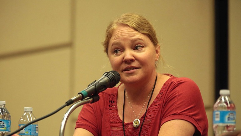 Melissa Hutchison, actriz de voz Melissa Hutchison, actriz de voz