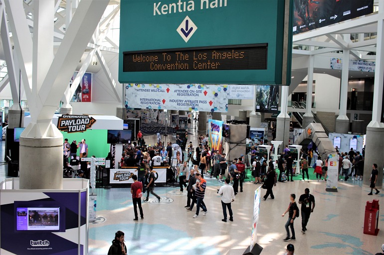 Uno de los accesos al Convention Center en el E3 2018. Uno de los accesos al Convention Center en el E3 2018.