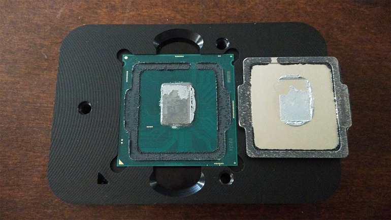 Una vez despejamos en IHS mediante el delid dejamos al descubierto el chip de nuestro procesador. Una vez despejamos en IHS mediante el delid dejamos al descubierto el chip de nuestro procesador.